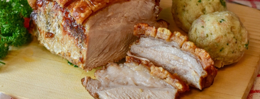 Schweinebraten mit Knödeln